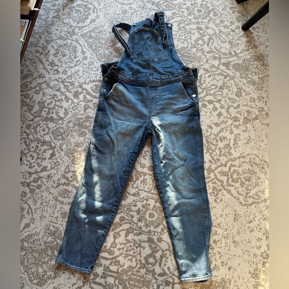 Old Navy loose fit overalls size 10